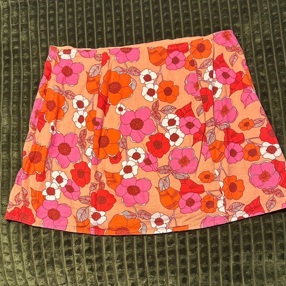 Urban Outfitters Pink and Orange Floral Mini Skirt - Picture 3 of 4
